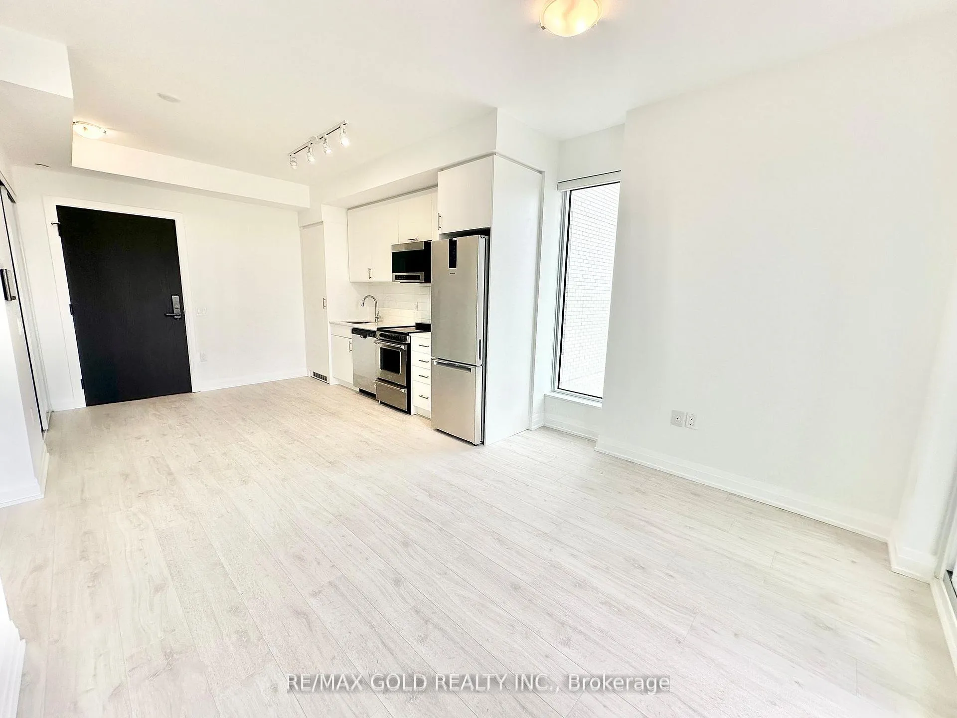 Photo 17 of Unit 515, 412 Silver Maple Road, Oakville, Joshua Meadows — HOMEH