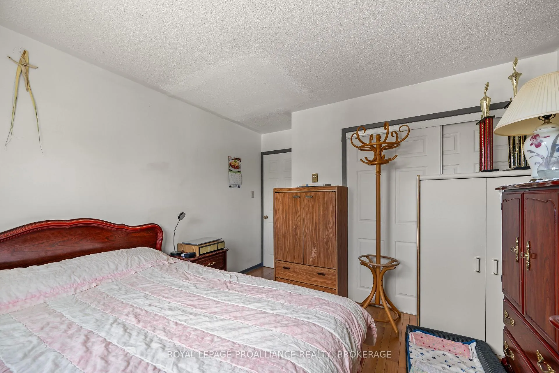 Photo 19 of 400 King Street W, Gananoque — HOMEH
