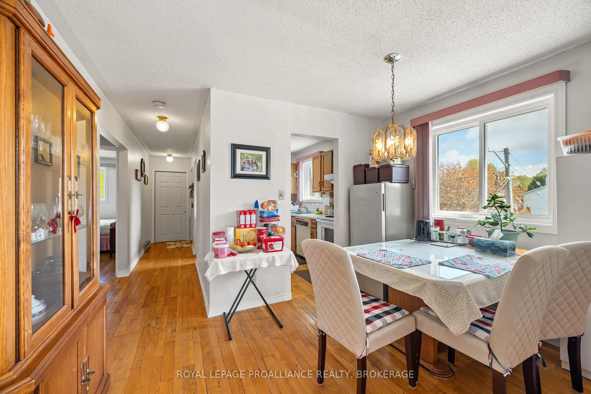 Photo 25 of 400 King Street W, Gananoque — HOMEH