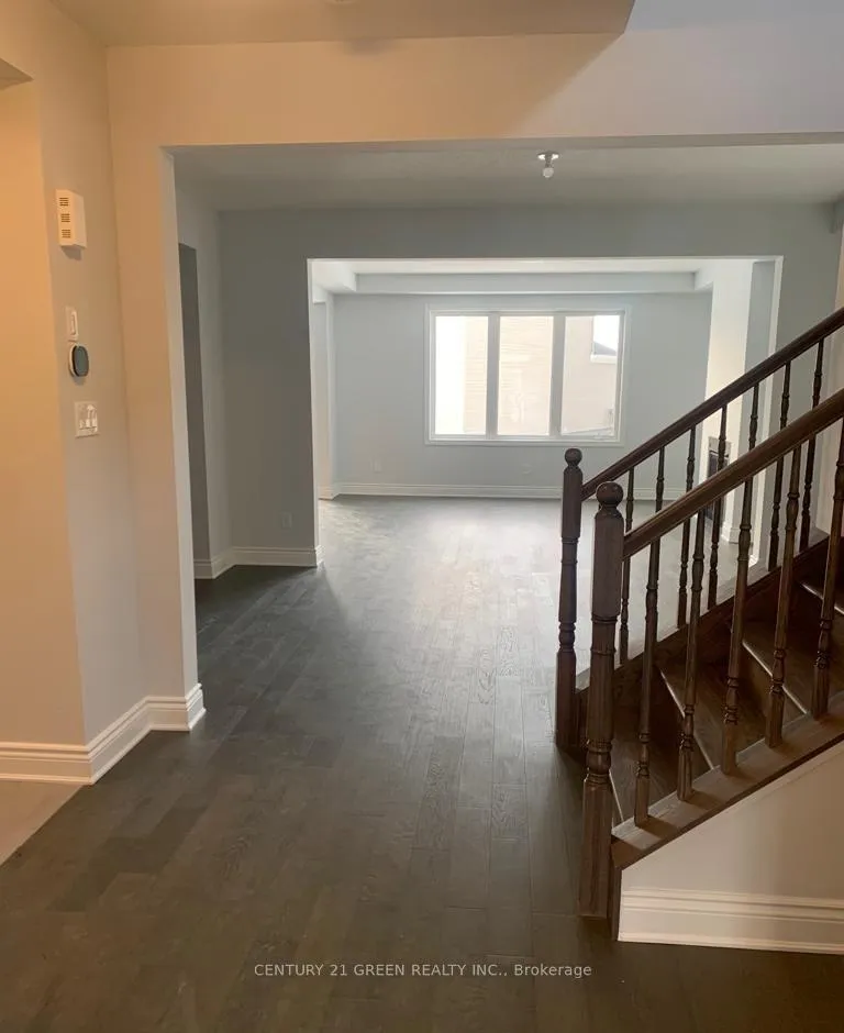 Photo 5 of 136 Yearling Circle, Ottawa, Richmond — HOMEH