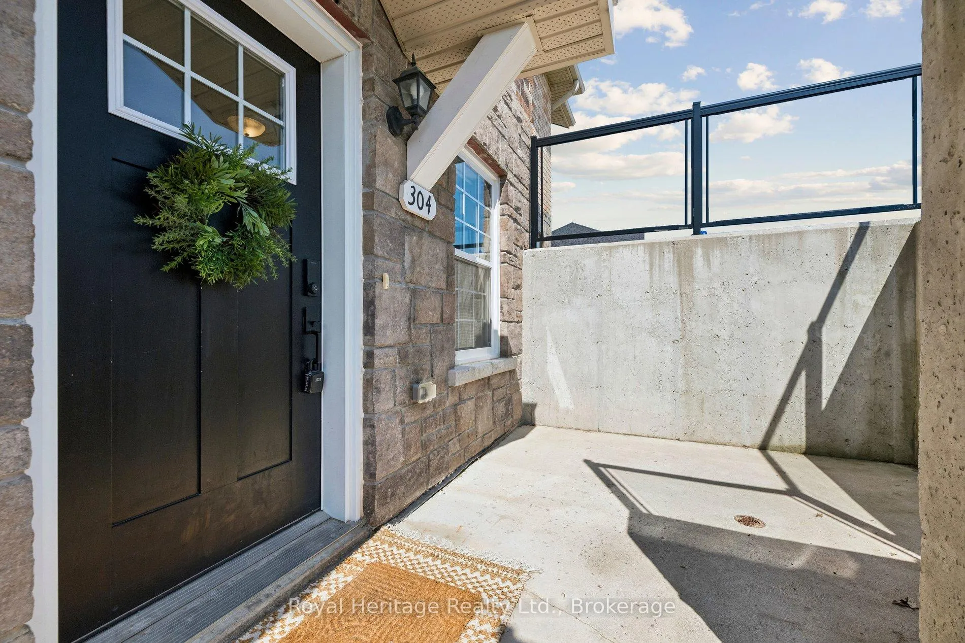 Photo 3 of Unit 304, 450 Lonsberry Drive, Cobourg — HOMEH
