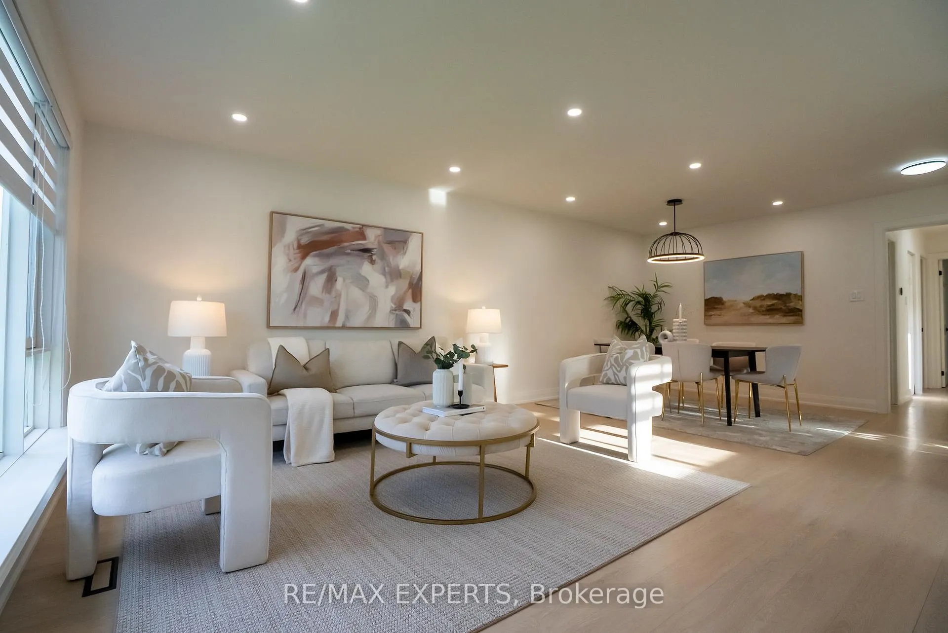 Photo 4 of 27 Fallingdale Crescent, Brampton, Southgate — HOMEH