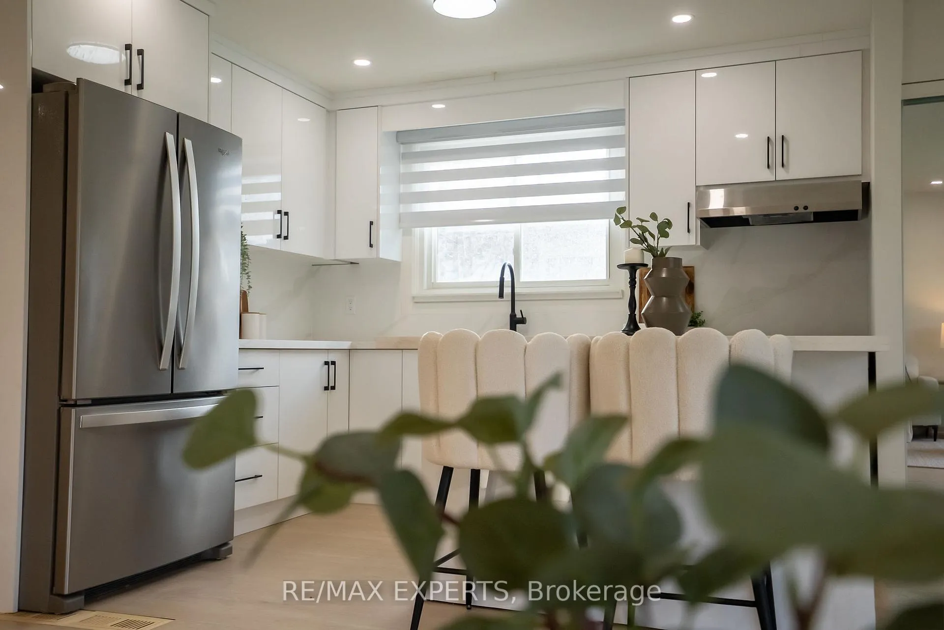 Photo 13 of 27 Fallingdale Crescent, Brampton, Southgate — HOMEH