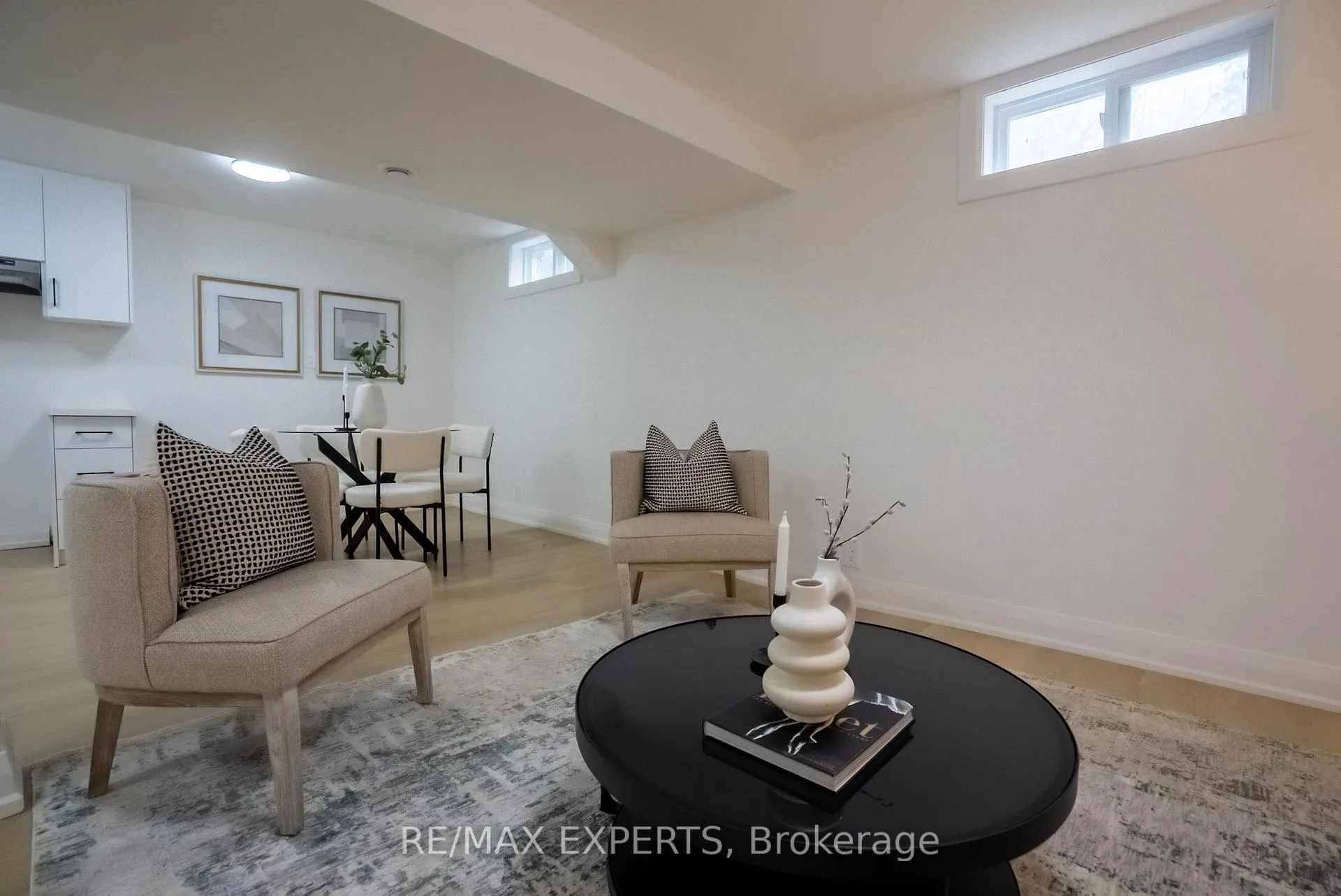 Photo 23 of 27 Fallingdale Crescent, Brampton, Southgate — HOMEH
