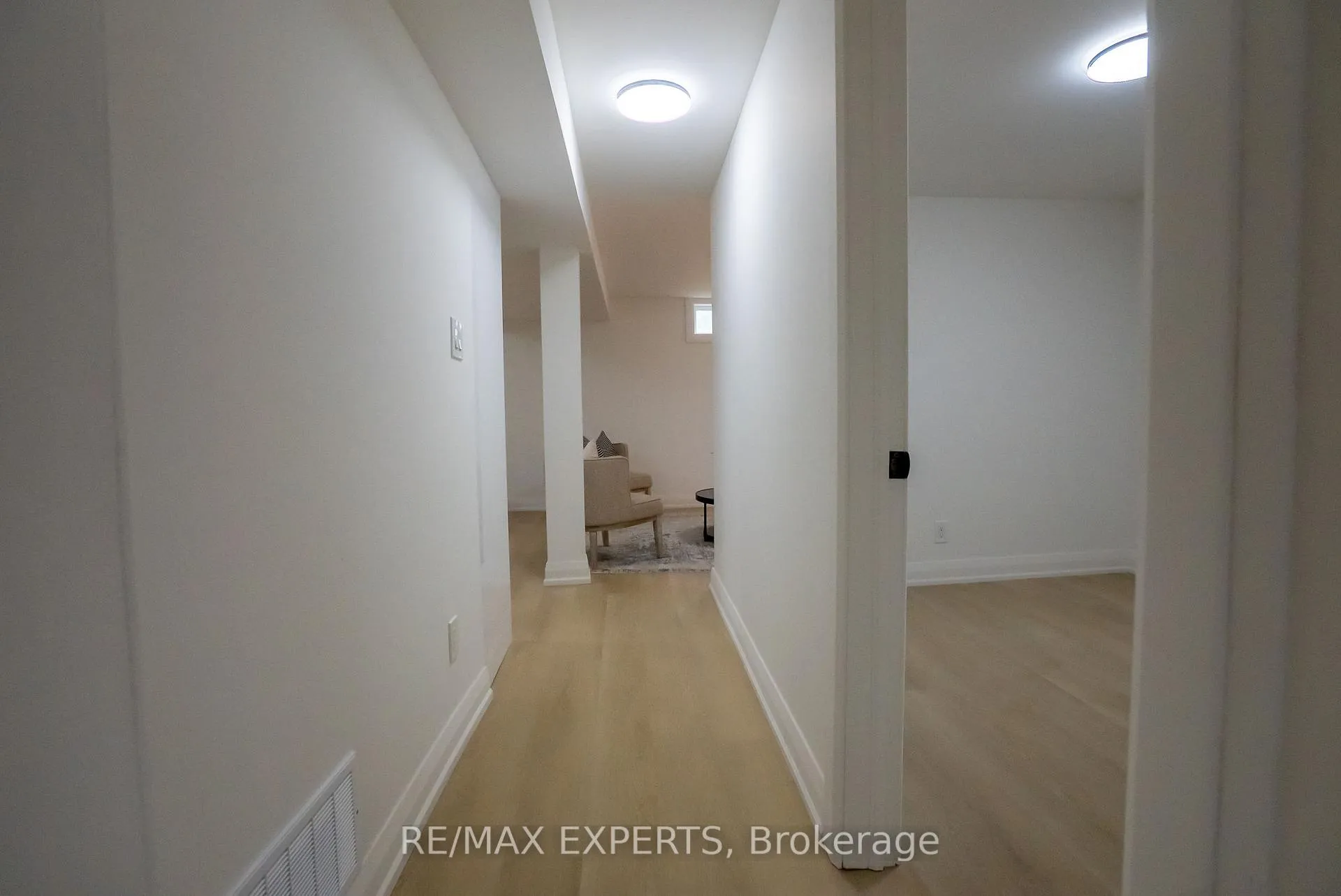 Photo 28 of 27 Fallingdale Crescent, Brampton, Southgate — HOMEH