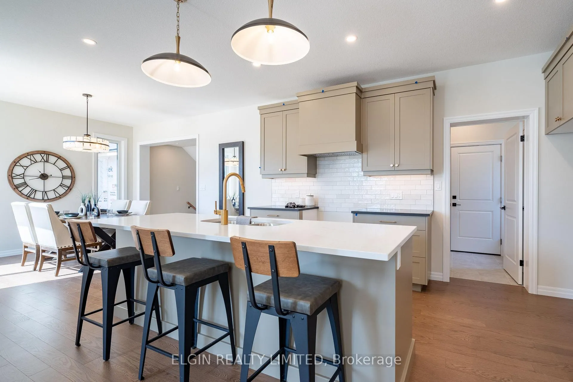Photo 10 of 77 Hemlock Crescent, Aylmer — HOMEH