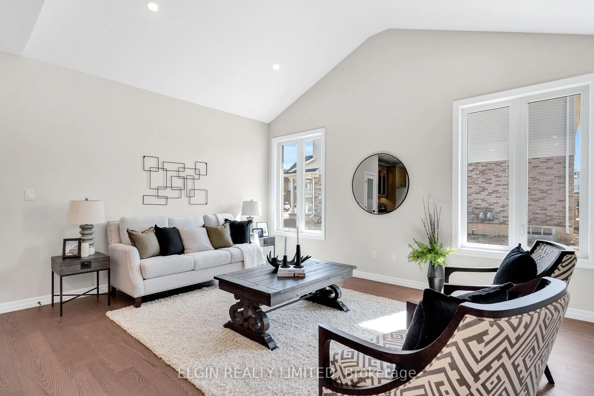 Photo 12 of 77 Hemlock Crescent, Aylmer — HOMEH