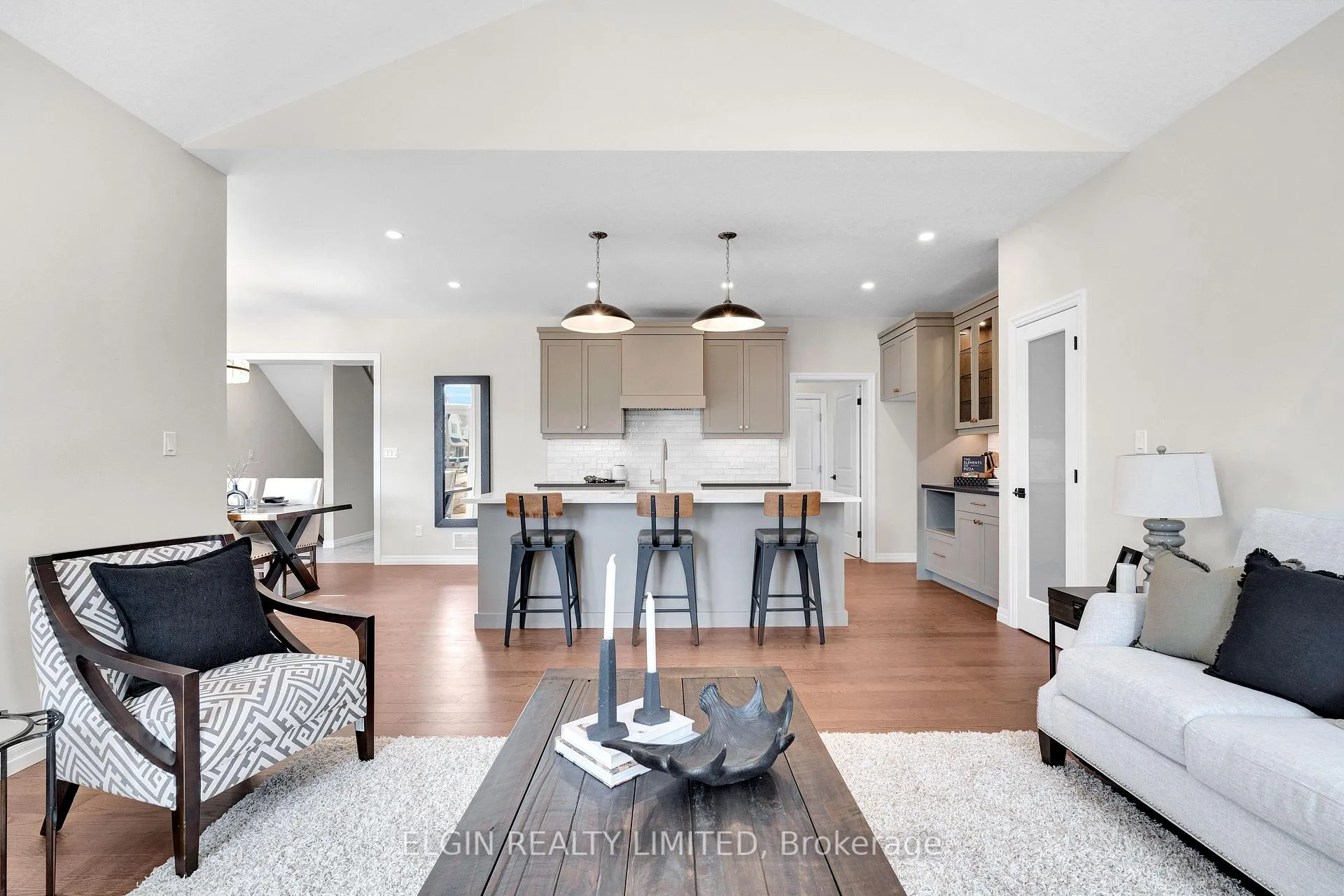 Photo 14 of 77 Hemlock Crescent, Aylmer — HOMEH