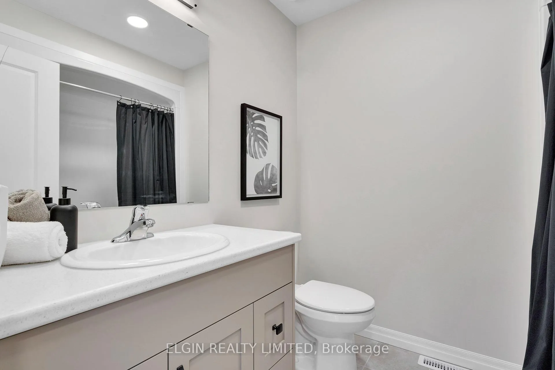 Photo 27 of 77 Hemlock Crescent, Aylmer — HOMEH