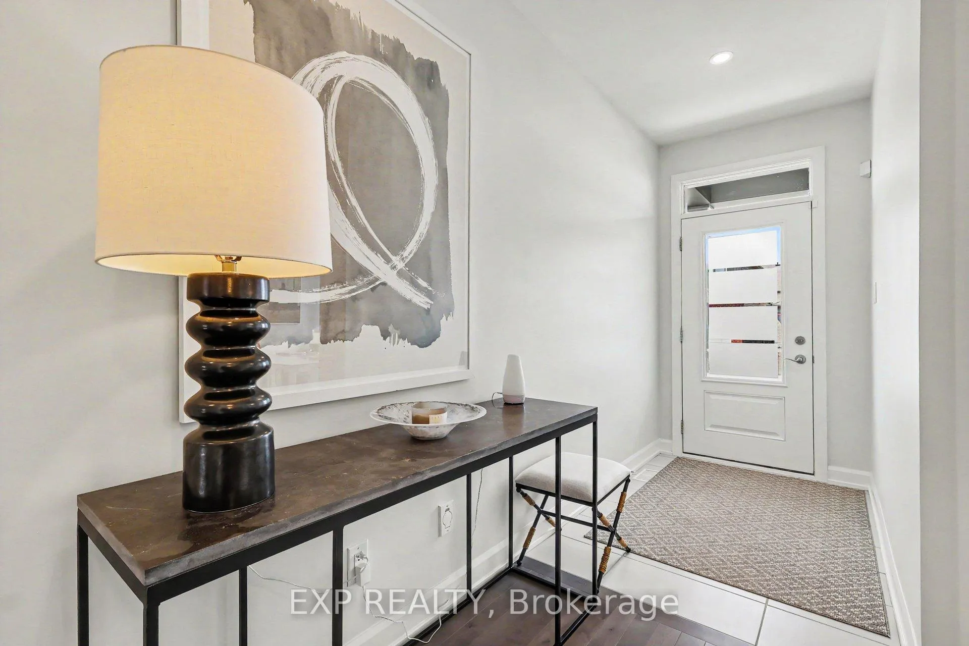 Photo 3 of 50 Zaatiik Grove, Ottawa, Blossom Park/Kemp Park/Findlay Creek — HOMEH