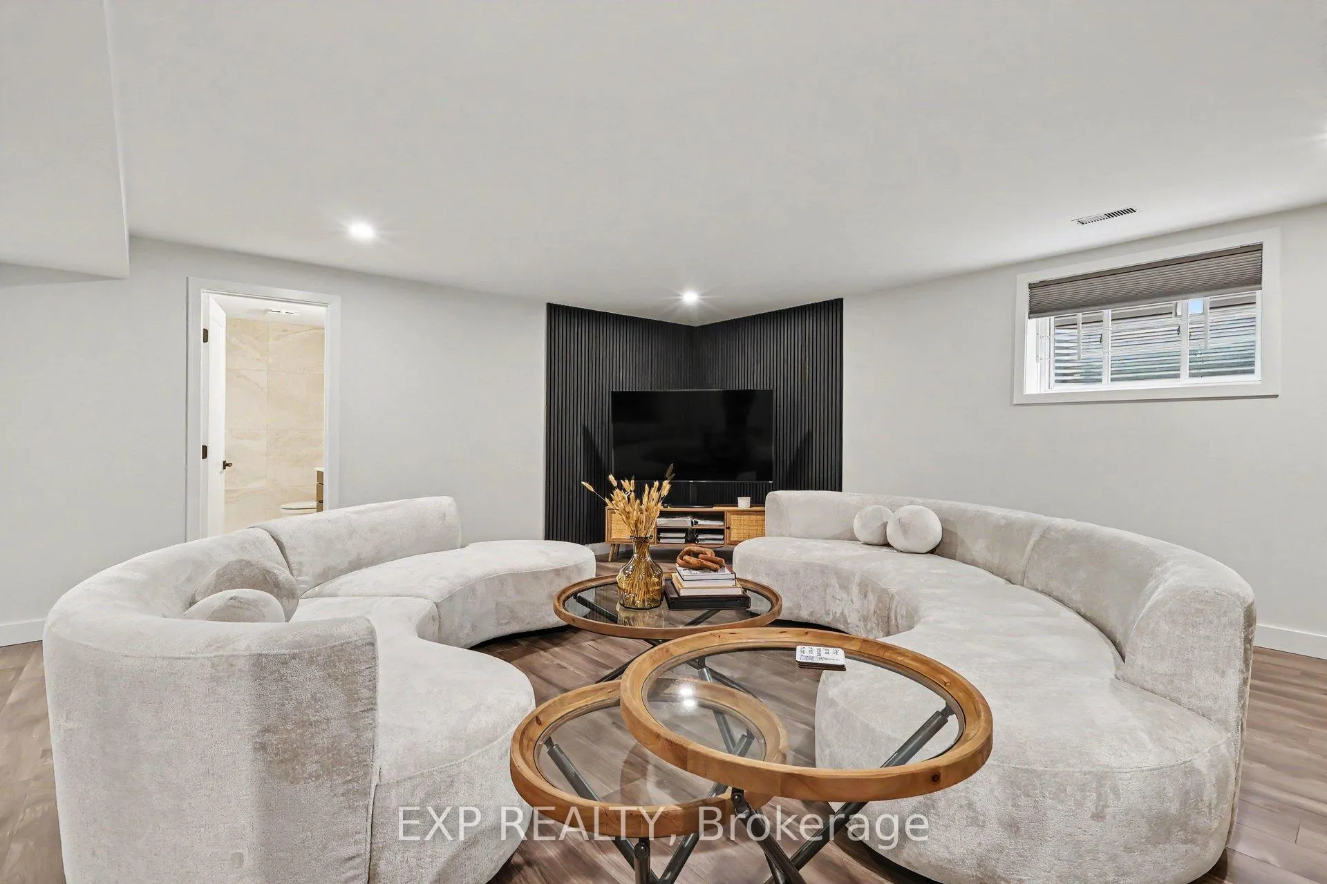 Photo 20 of 50 Zaatiik Grove, Ottawa, Blossom Park/Kemp Park/Findlay Creek — HOMEH