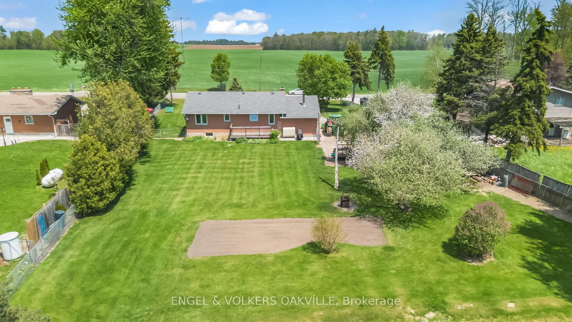 Photo 5 of 12592 Heritage Road, Caledon, Rural Caledon — HOMEH