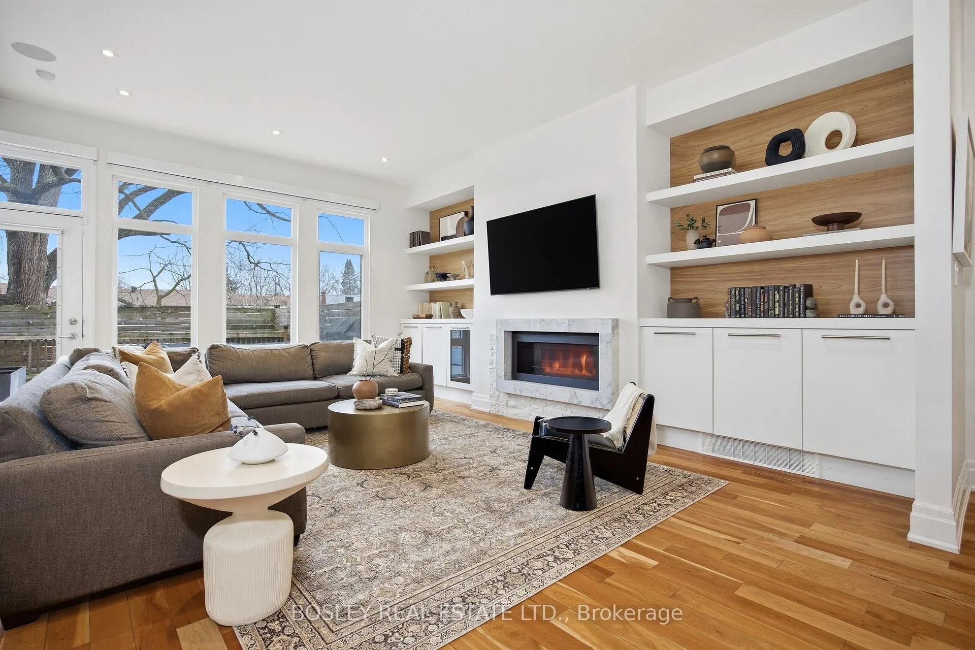 Photo 3 of 17 Vince Avenue, Toronto, Woodbine Corridor — HOMEH