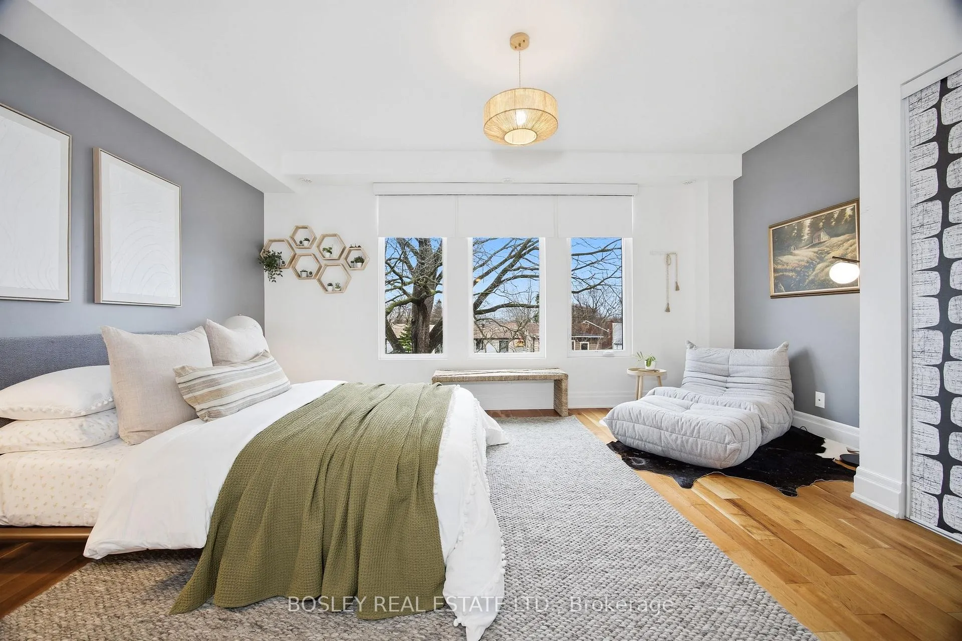 Photo 16 of 17 Vince Avenue, Toronto, Woodbine Corridor — HOMEH