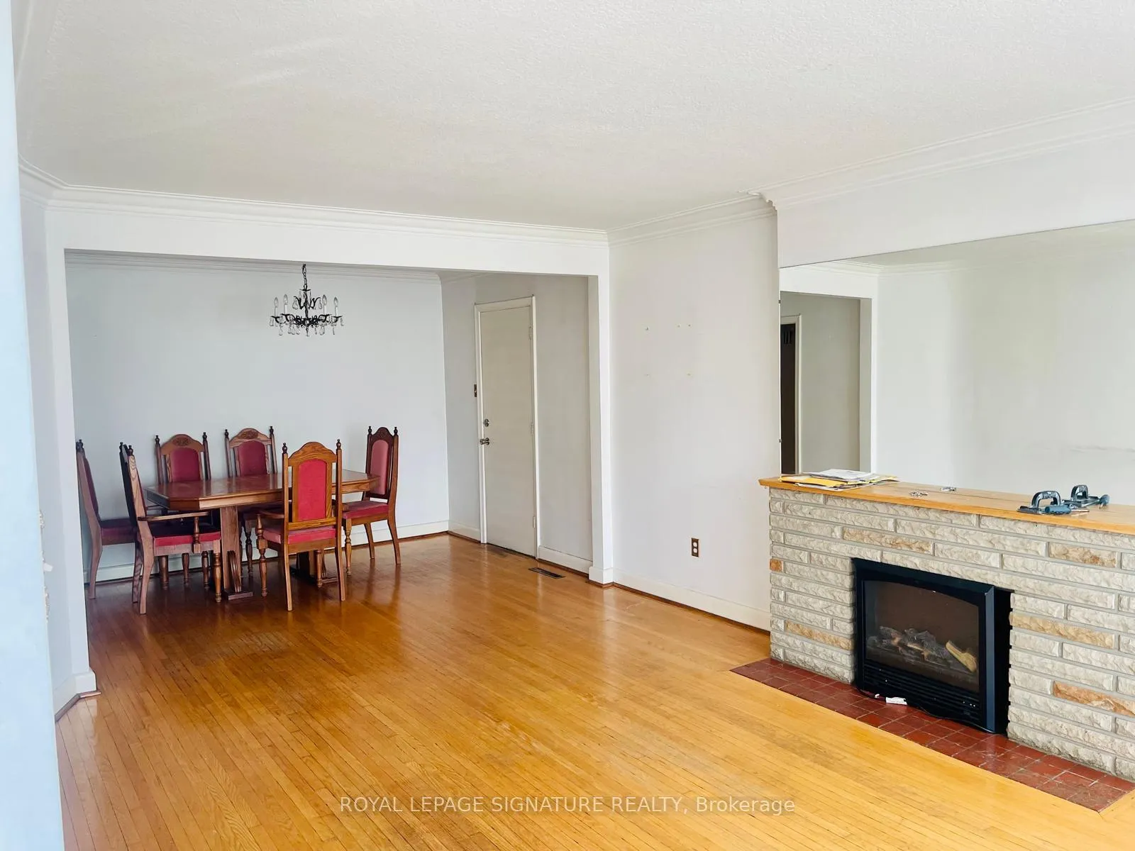 Photo 7 of 7 Placid Road, Etobicoke, Stonegate-Queensway — HOMEH