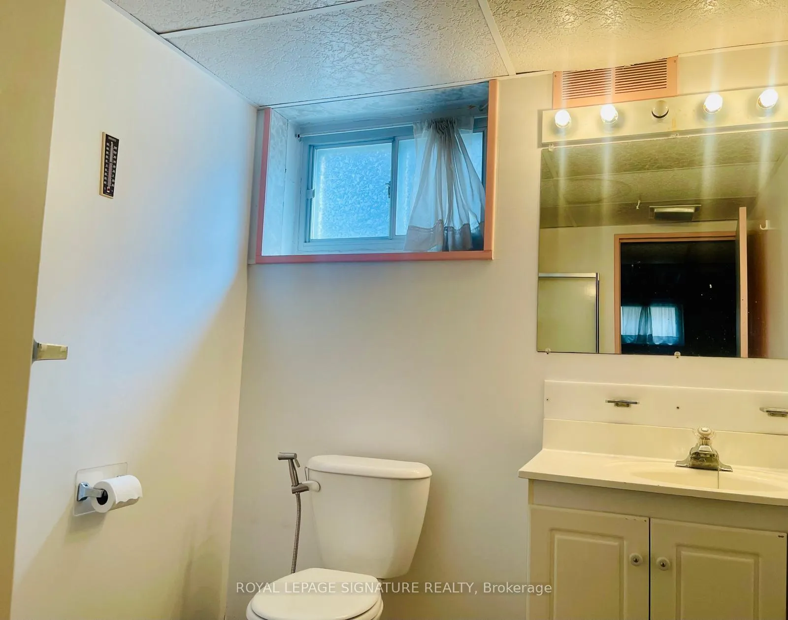 Photo 17 of 7 Placid Road, Etobicoke, Stonegate-Queensway — HOMEH