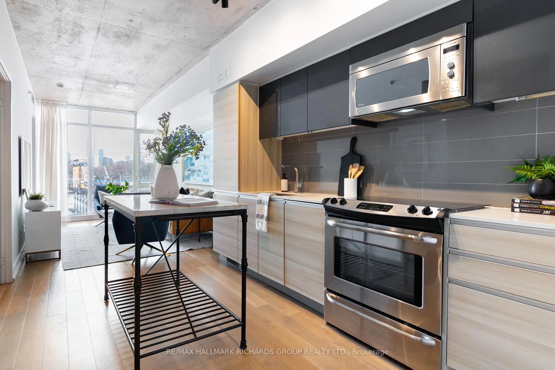 Photo 5 of Unit 419, 1190 Dundas Street E, Toronto, South Riverdale — HOMEH