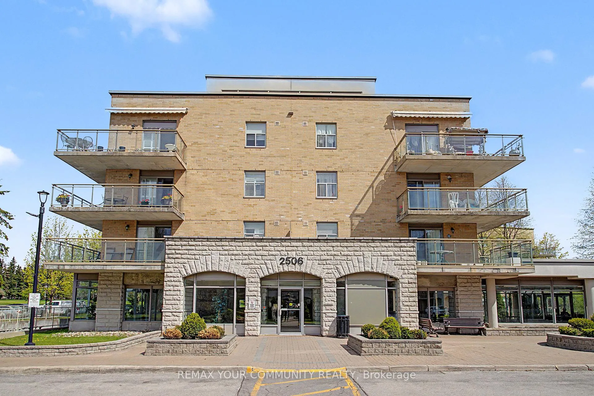 Front of Unit 312, 2506 Rutherford Road