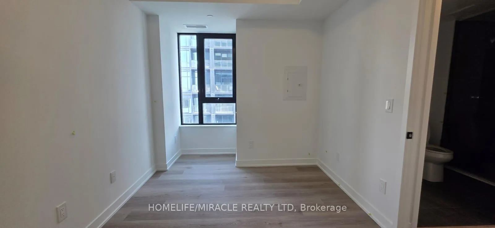 Photo 8 of Unit 1803, 2075 Lakeshore Boulevard, Burlington, Brant — HOMEH