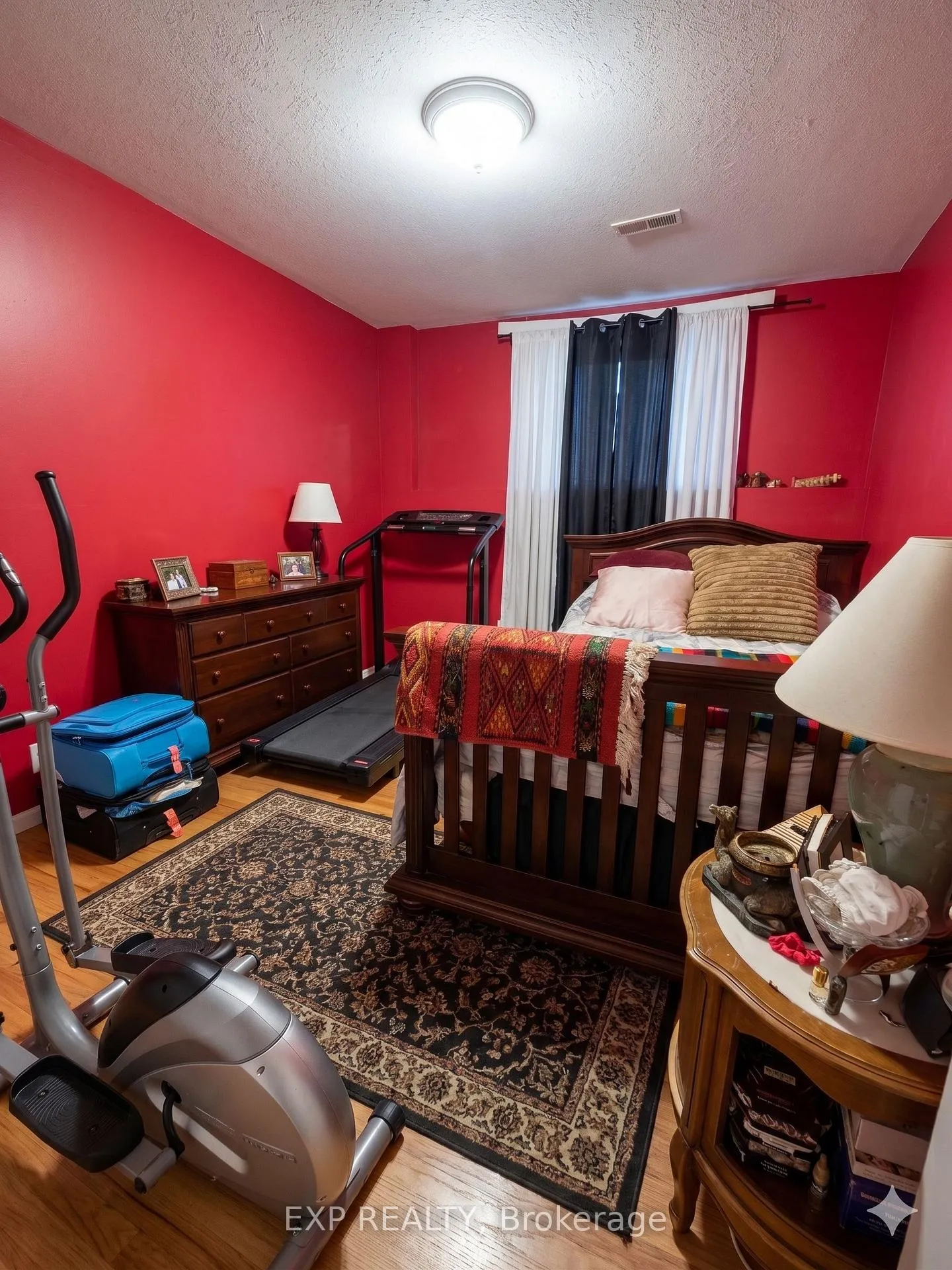 Photo 6 of Unit 11, 1639 Locksley Lane, Ottawa, Beaconwood — HOMEH