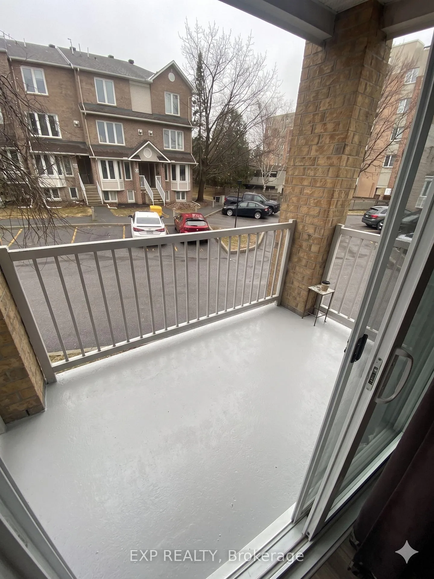 Photo 9 of Unit 11, 1639 Locksley Lane, Ottawa, Beaconwood — HOMEH