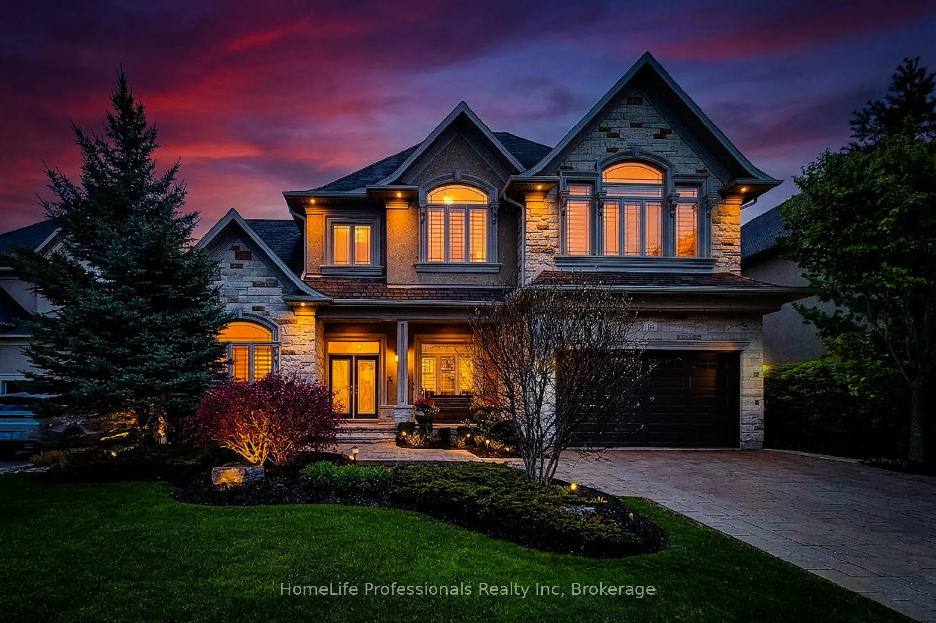 Front of 16 Berkshire Place