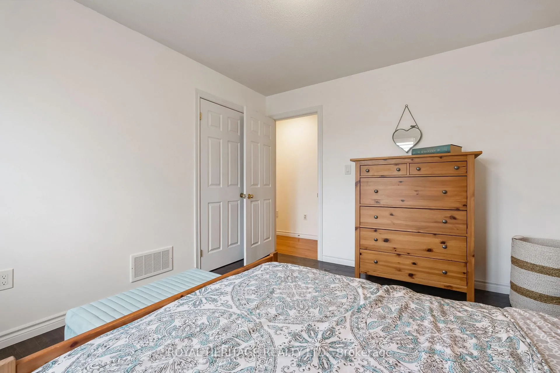 Photo 18 of 604 Settlers Road, Kawartha Lakes, Ops — HOMEH