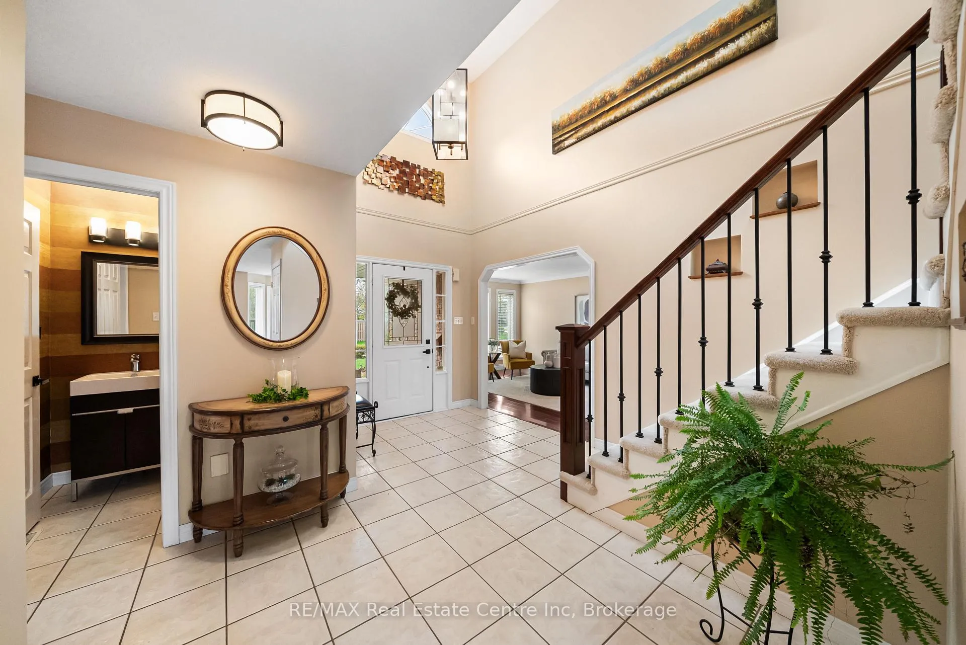 Photo 9 of 6 Jean Anderson Crescent, Guelph, Clairfields/Hanlon Business Park — HOMEH