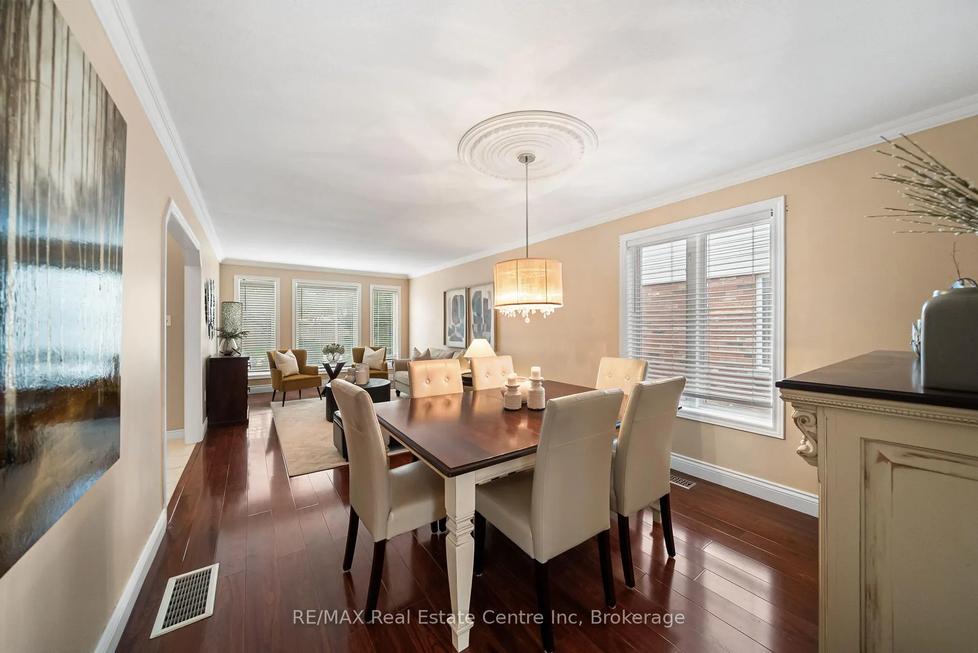 Photo 12 of 6 Jean Anderson Crescent, Guelph, Clairfields/Hanlon Business Park — HOMEH