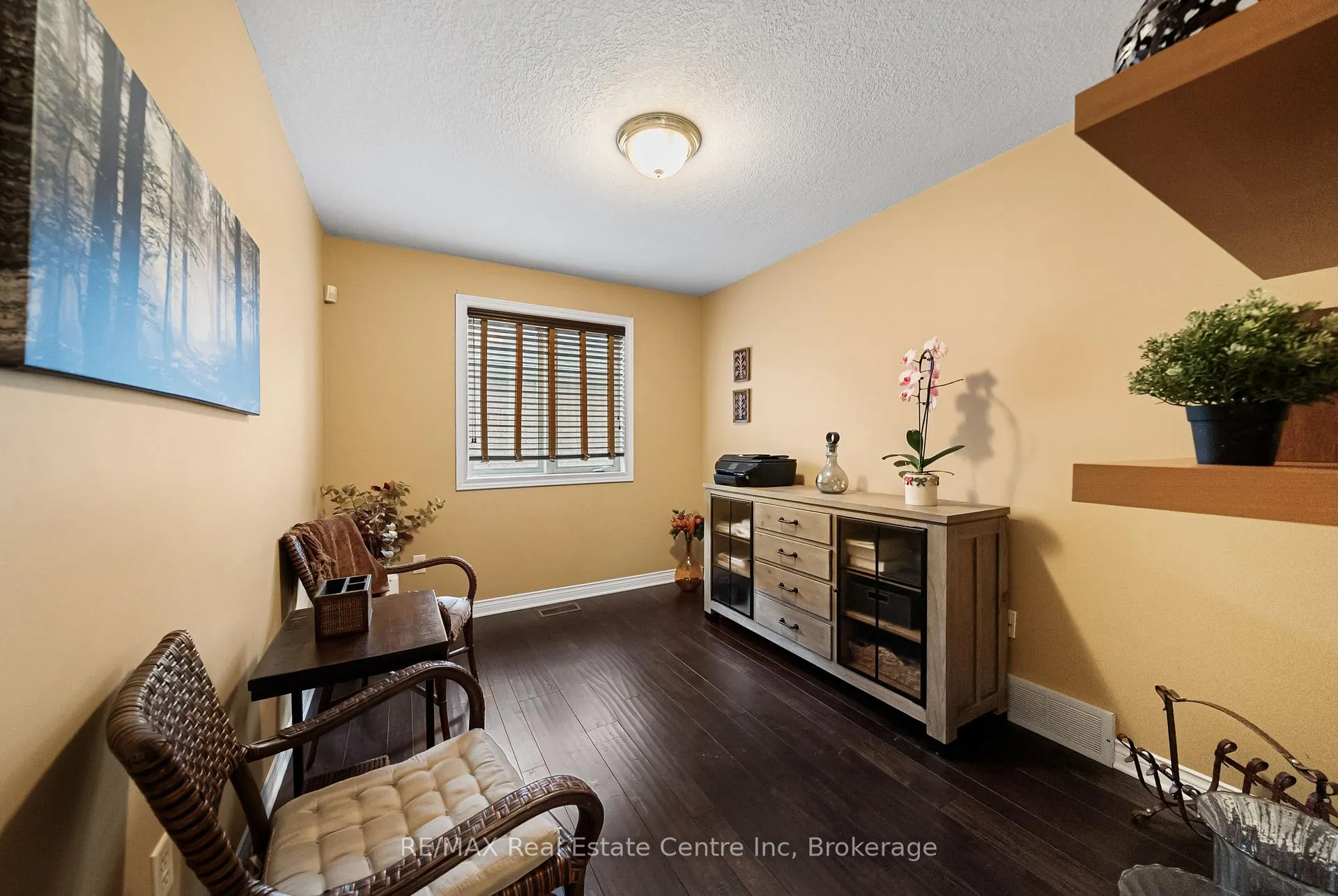 Photo 22 of 6 Jean Anderson Crescent, Guelph, Clairfields/Hanlon Business Park — HOMEH
