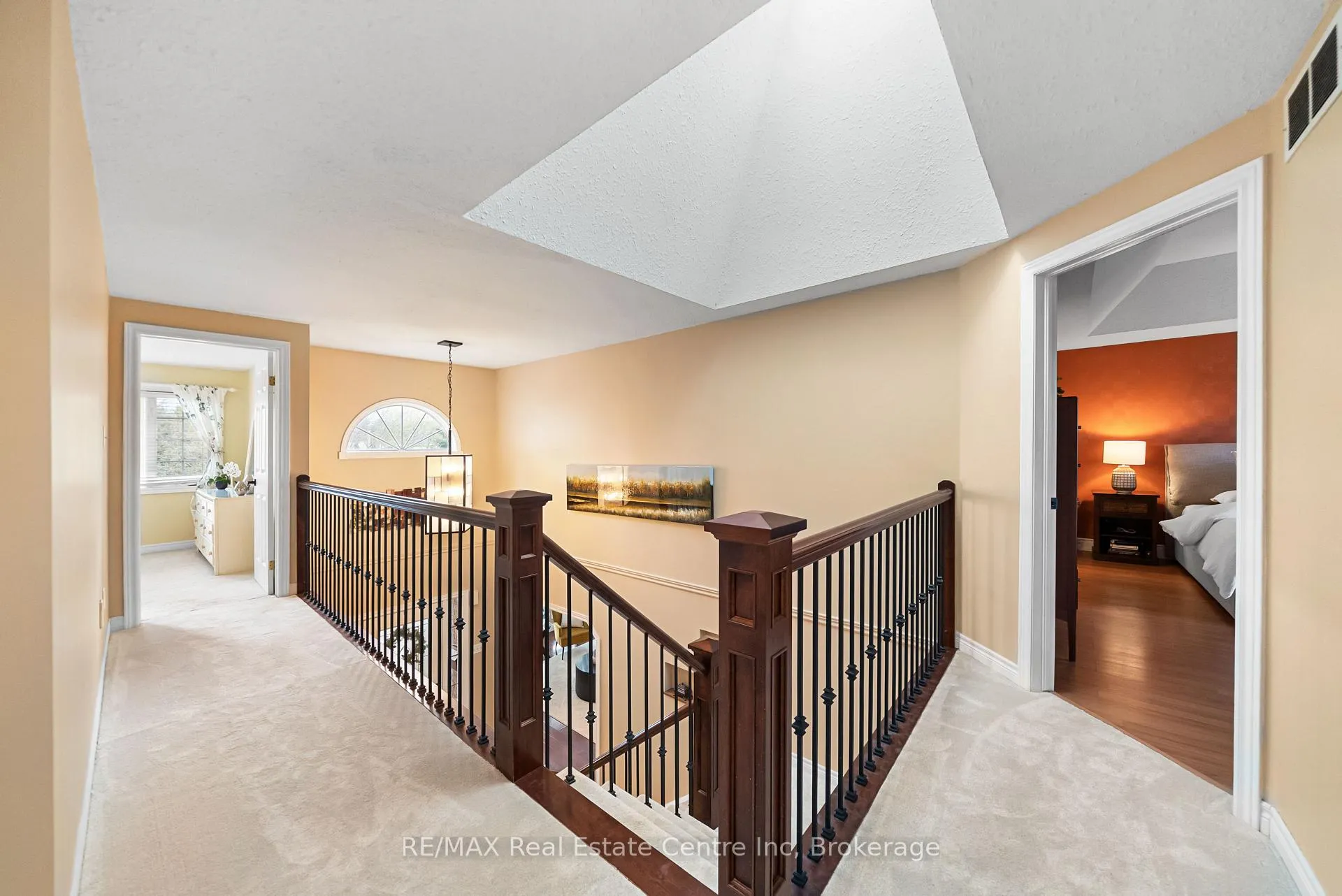 Photo 25 of 6 Jean Anderson Crescent, Guelph, Clairfields/Hanlon Business Park — HOMEH