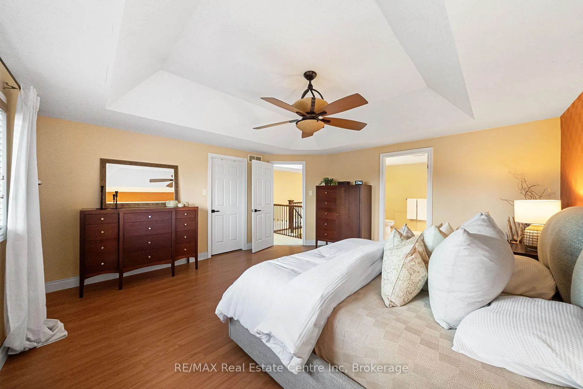 Photo 32 of 6 Jean Anderson Crescent, Guelph, Clairfields/Hanlon Business Park — HOMEH