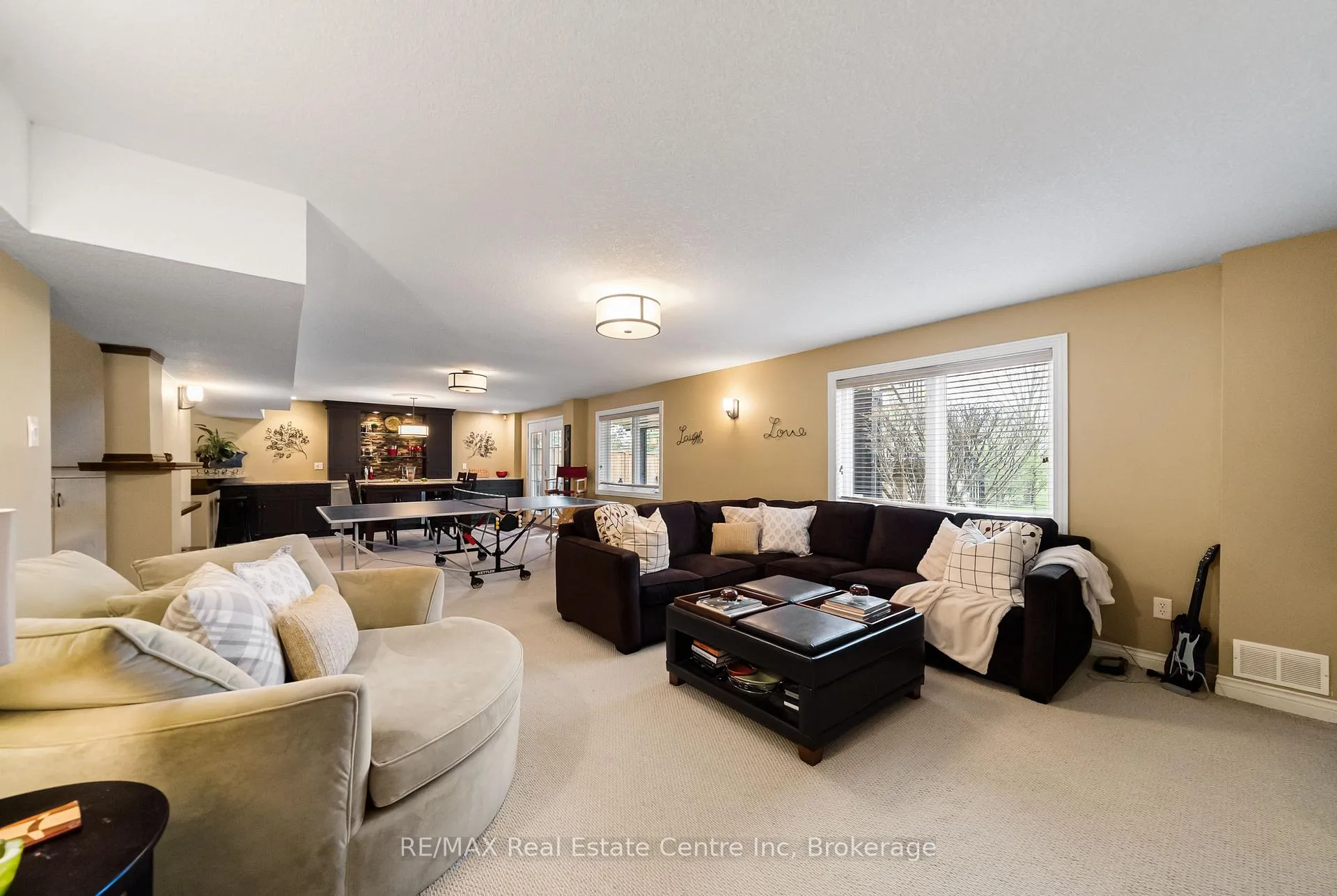 Photo 39 of 6 Jean Anderson Crescent, Guelph, Clairfields/Hanlon Business Park — HOMEH