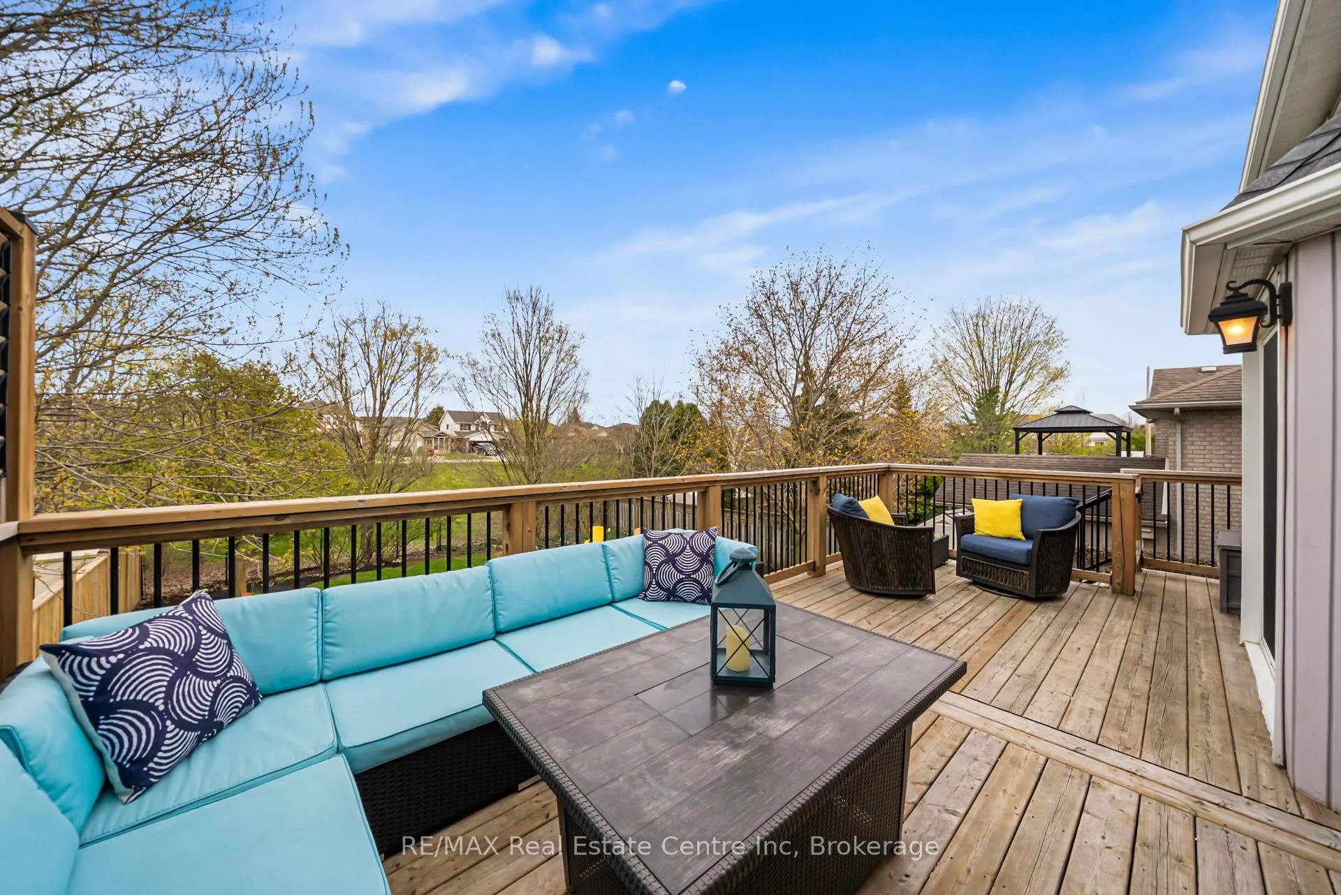 Photo 43 of 6 Jean Anderson Crescent, Guelph, Clairfields/Hanlon Business Park — HOMEH