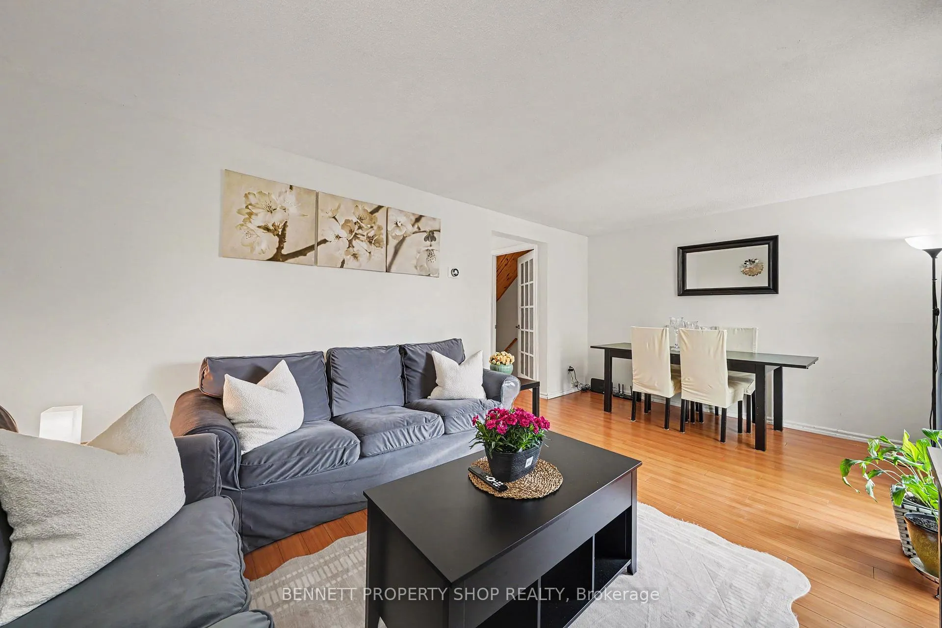 Photo 3 of Unit 186, 1045 Morrison Drive, Ottawa, Redwood Park — HOMEH
