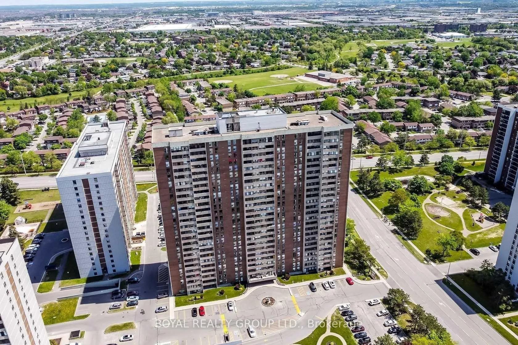 Photo 1 of Unit 303, 18 Knightsbridge Road, Brampton, Queen Street Corridor — HOMEH