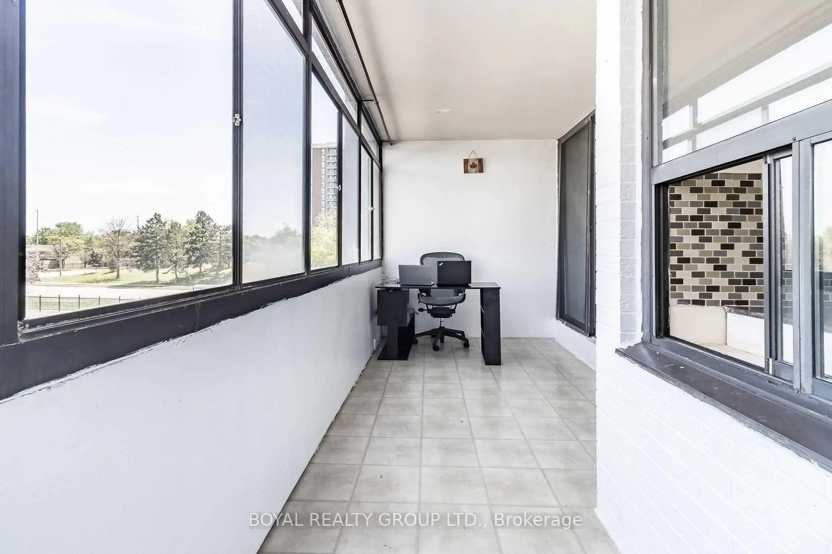 Photo 6 of Unit 303, 18 Knightsbridge Road, Brampton, Queen Street Corridor — HOMEH