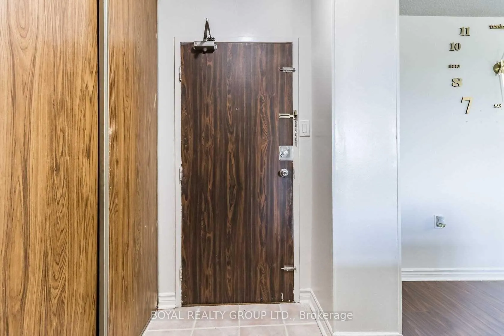 Photo 7 of Unit 303, 18 Knightsbridge Road, Brampton, Queen Street Corridor — HOMEH