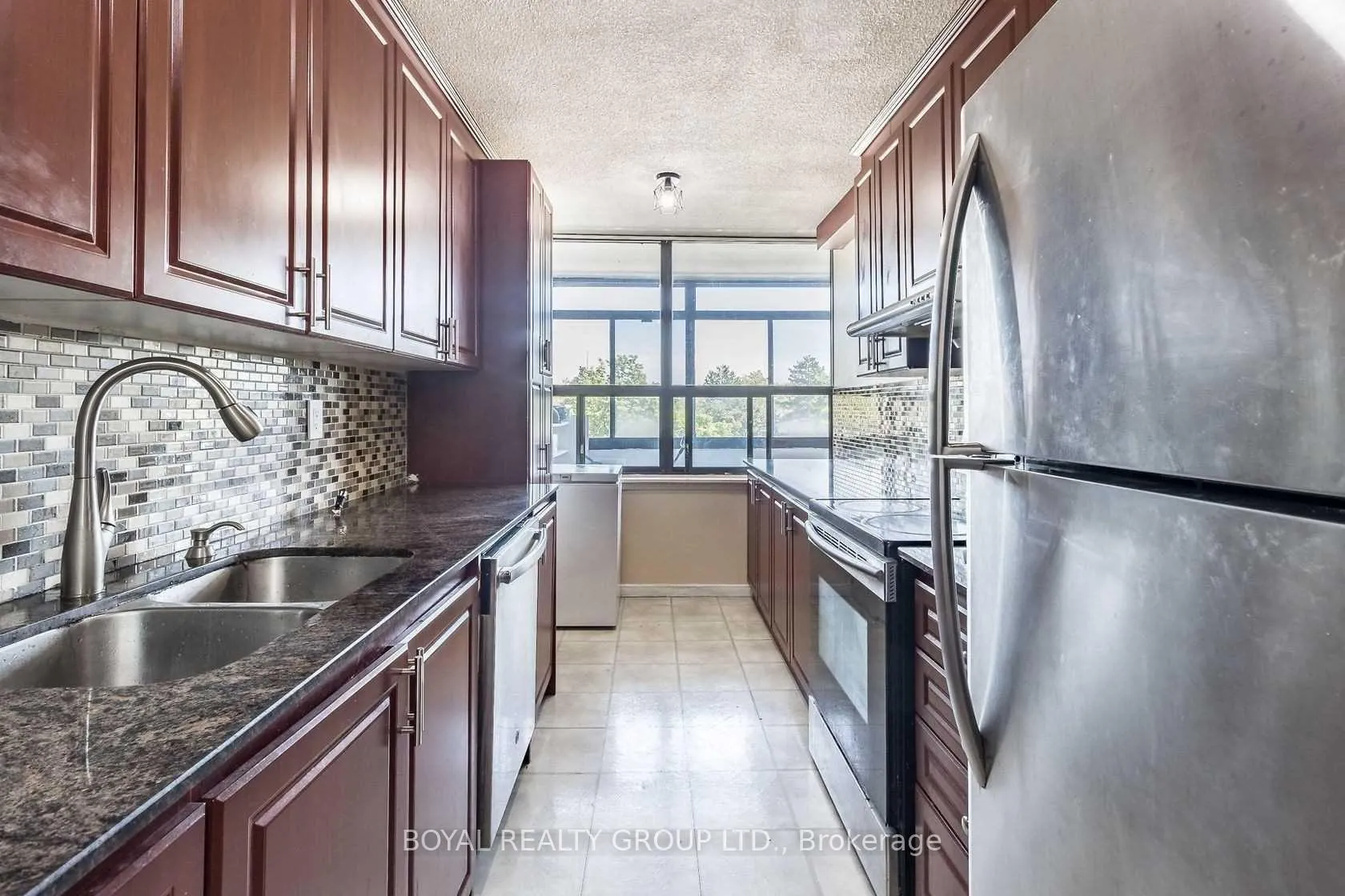 Photo 14 of Unit 303, 18 Knightsbridge Road, Brampton, Queen Street Corridor — HOMEH