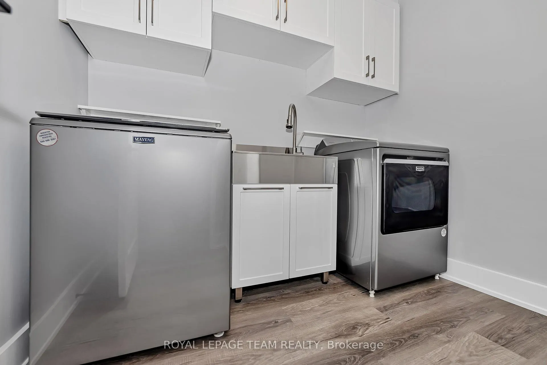 Photo 25 of 12 Largo Crescent, Ottawa, Meadowlands/Crestview — HOMEH