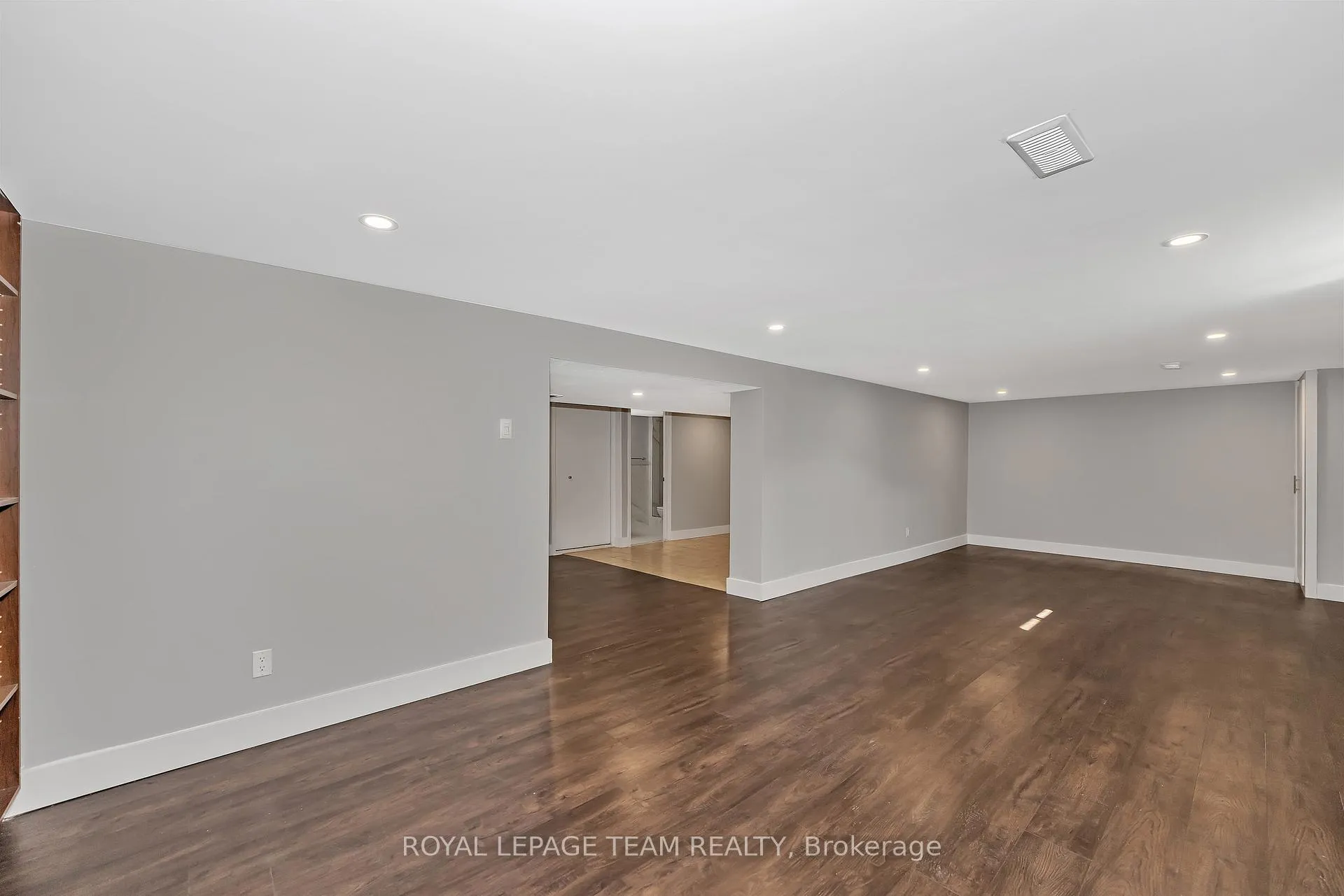 Photo 29 of 12 Largo Crescent, Ottawa, Meadowlands/Crestview — HOMEH