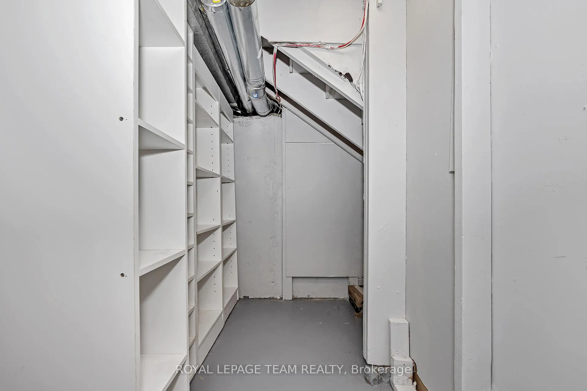 Photo 35 of 12 Largo Crescent, Ottawa, Meadowlands/Crestview — HOMEH