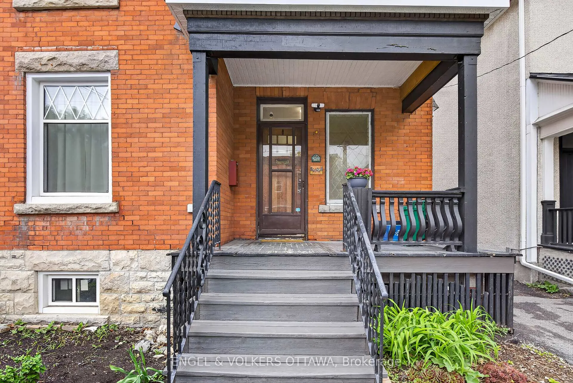Photo 3 of 523 Mcleod Street, Ottawa, Ottawa Centre — HOMEH