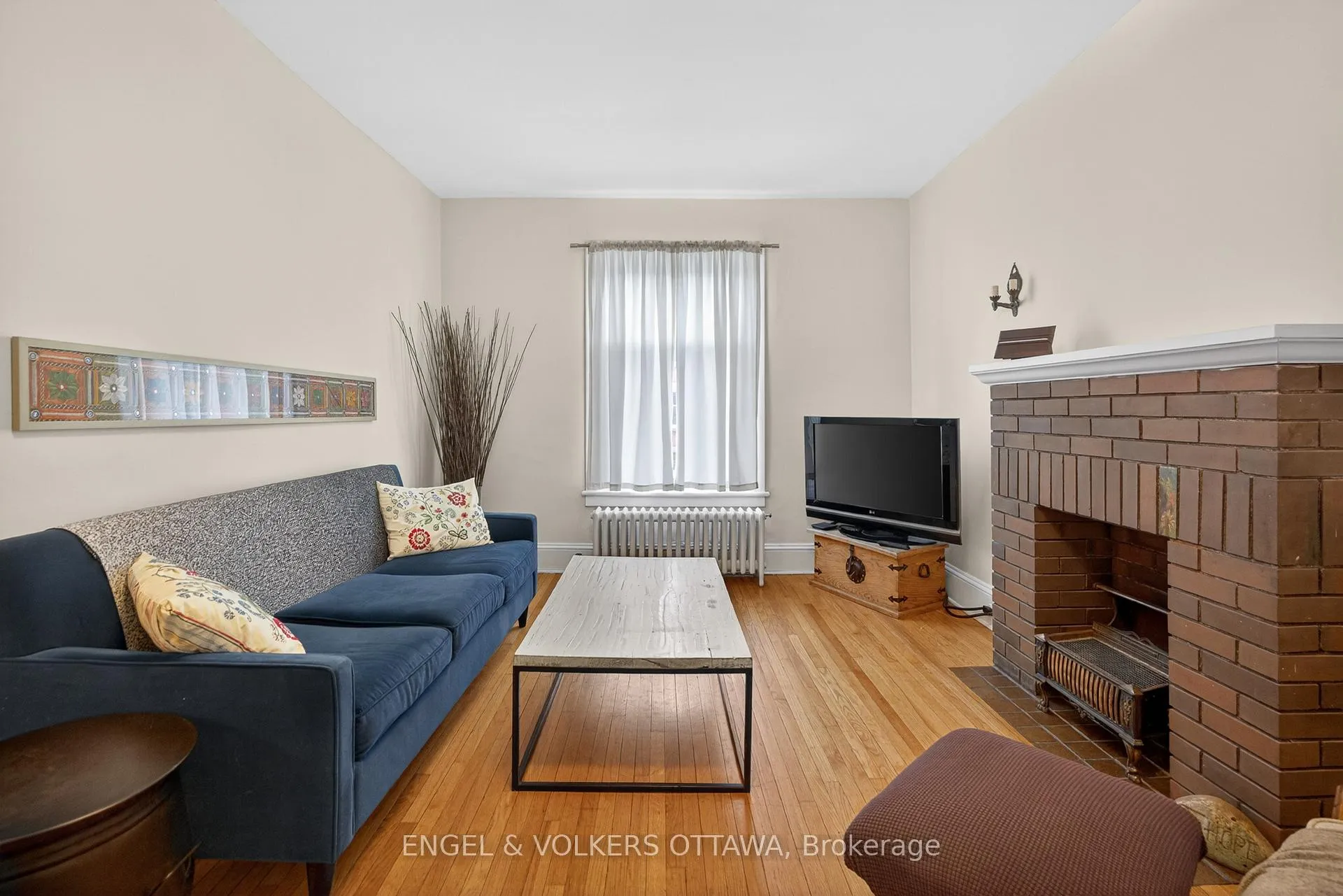 Photo 6 of 523 Mcleod Street, Ottawa, Ottawa Centre — HOMEH