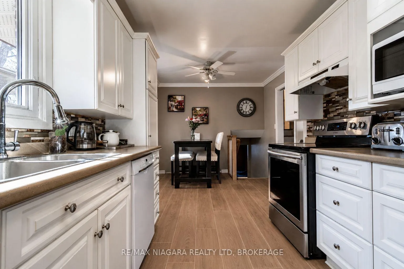 Photo 11 of 63 Windward Street, St. Catharines, Carlton/Bunting — HOMEH
