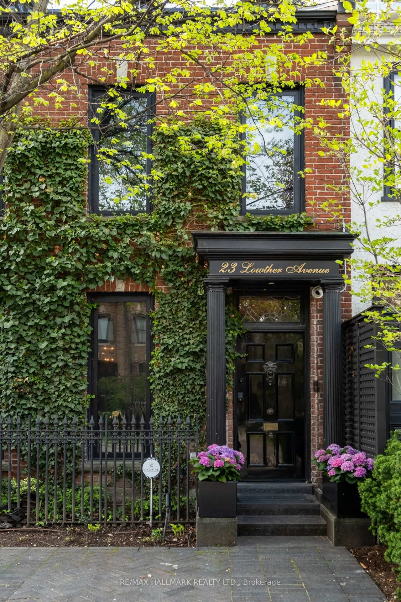 Photo 2 of 23 Lowther Avenue, Toronto, The Annex — HOMEH