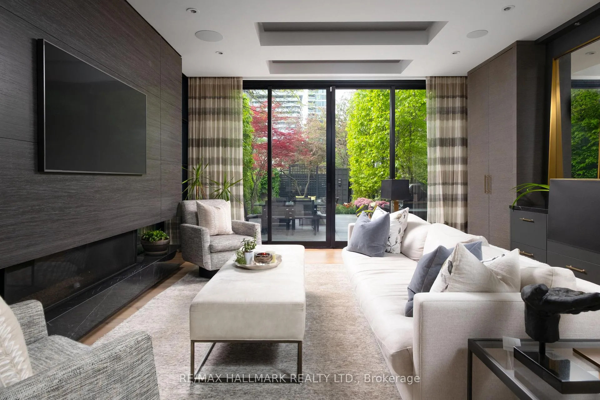 Photo 8 of 23 Lowther Avenue, Toronto, The Annex — HOMEH