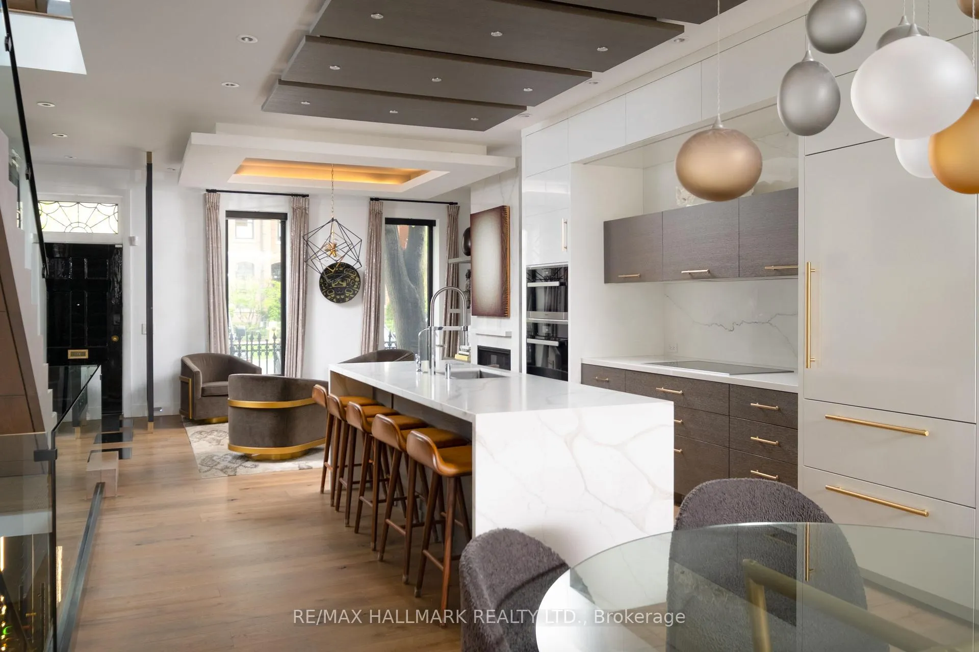 Photo 10 of 23 Lowther Avenue, Toronto, The Annex — HOMEH