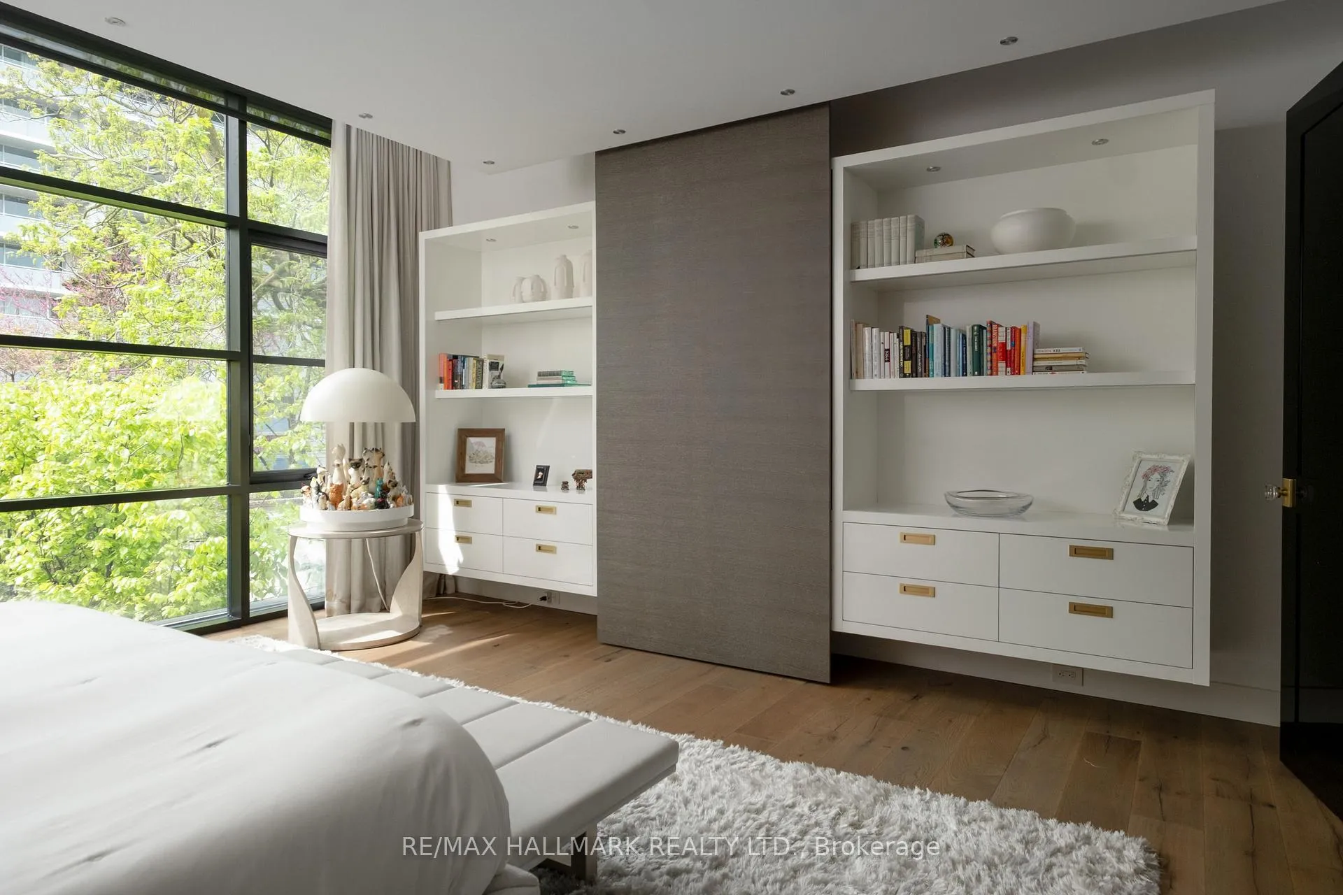 Photo 15 of 23 Lowther Avenue, Toronto, The Annex — HOMEH