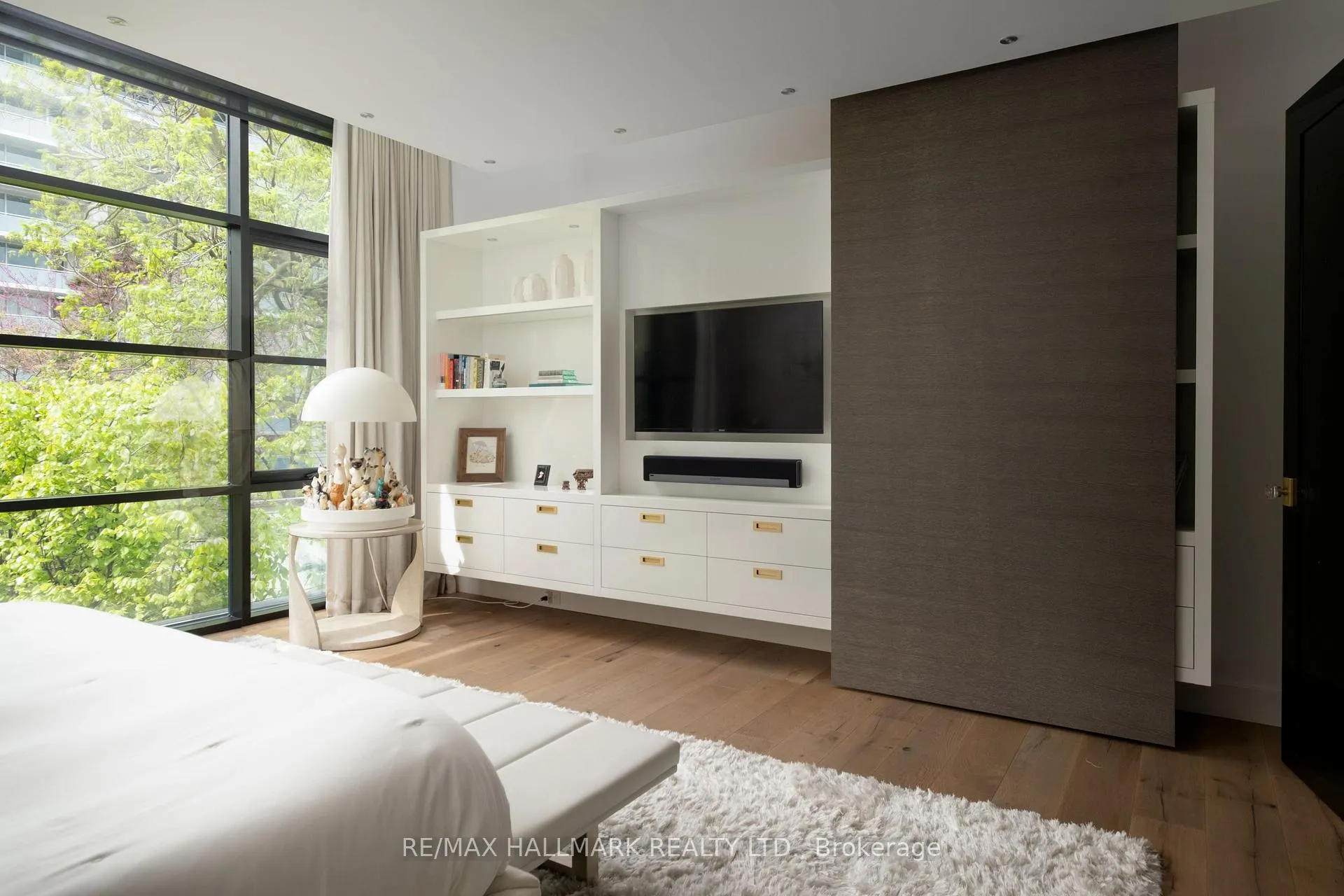Photo 16 of 23 Lowther Avenue, Toronto, The Annex — HOMEH